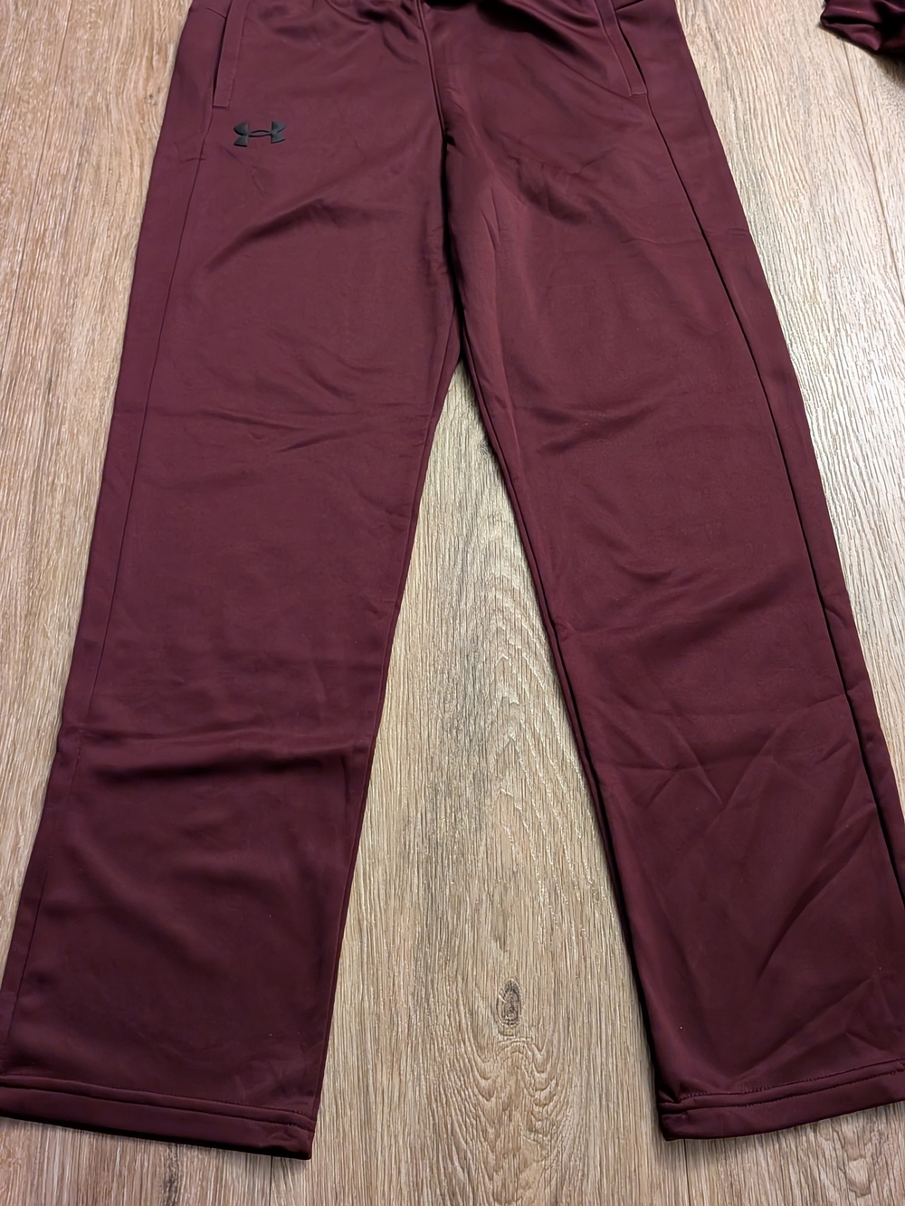 Under Armour Boys Burgundy Maroon Athletic Joggers